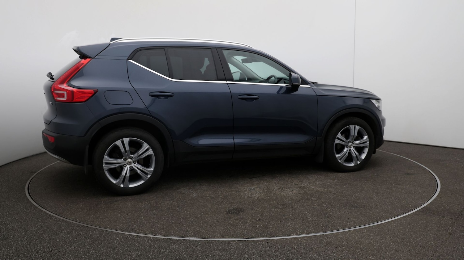 Used Volvo XC40 2021 for sale - 76811393: Photo 42