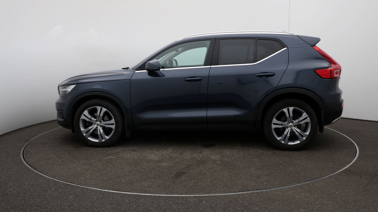 Used Volvo XC40 2021 for sale - 76811393: Photo 55