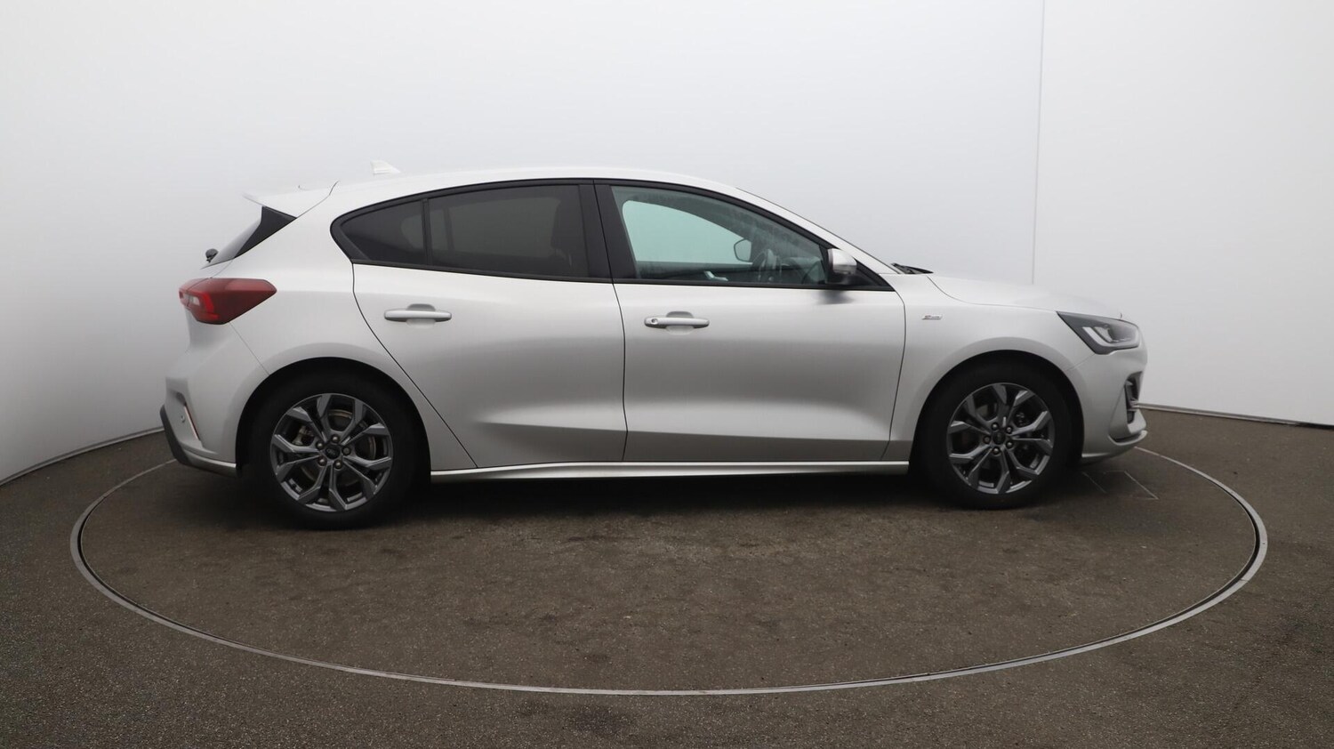 Used Ford Focus 2023 for sale - 76012649: Photo 40