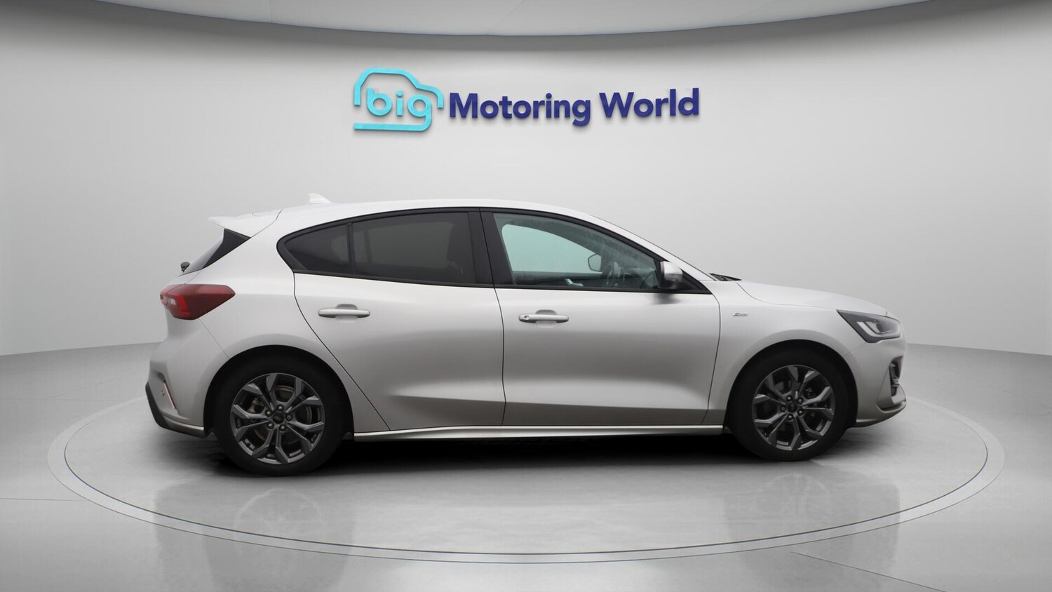 Used Ford Focus 2023 for sale - 76012649: Photo 9