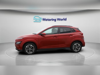 Used Hyundai KONA 2021 for sale - 77676522: Photo