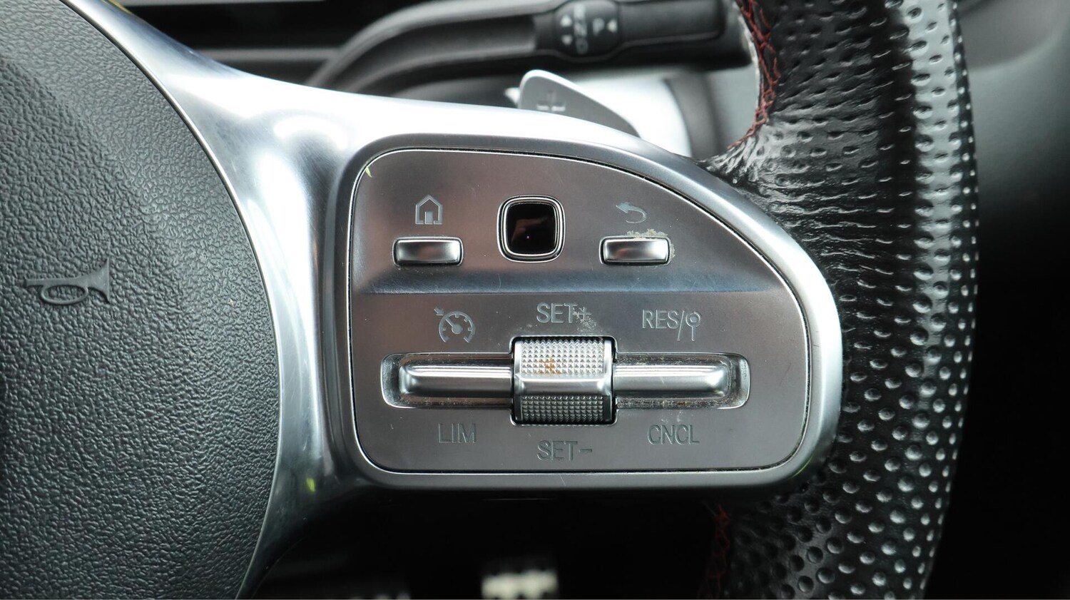 Used Mercedes-Benz GLB 2022 for sale - 76167501: Photo 26