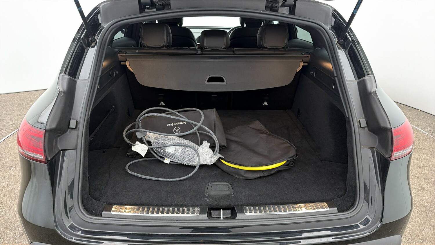 Used Mercedes-Benz EQC for sale - 77937649: Photo 16