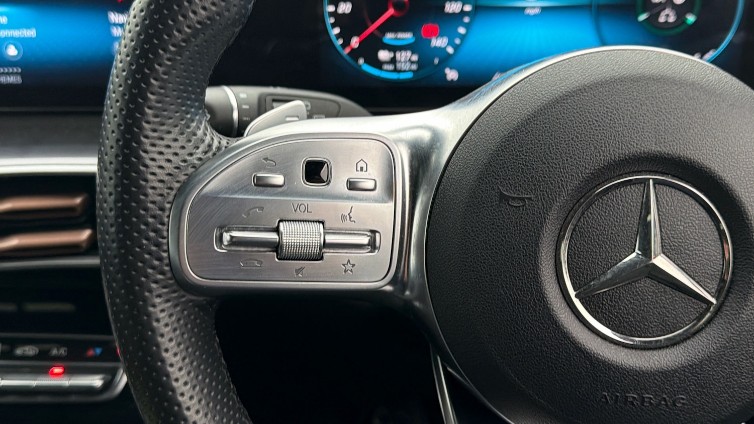 Used Mercedes-Benz EQC for sale - 77937649: Photo 21