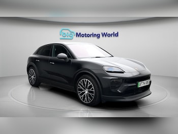Used Porsche Macan 2024 for sale - 79163258: Photo
