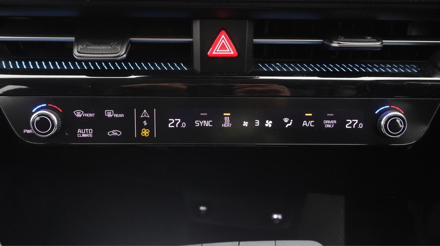 Used Kia EV6 2023 for sale - 76645702: Photo 13