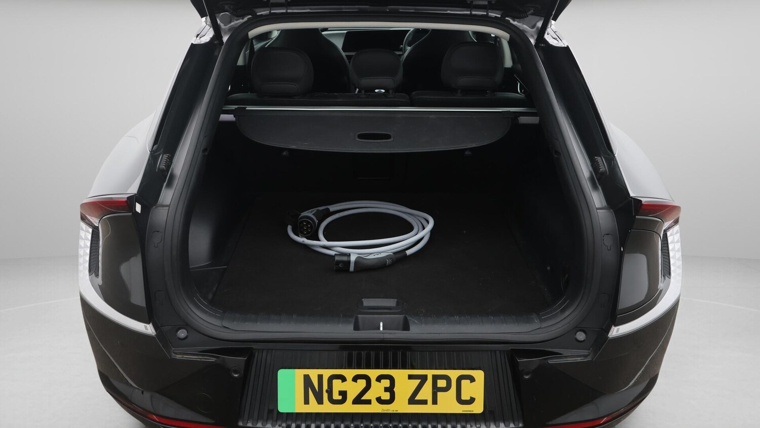 Used Kia EV6 2023 for sale - 76645702: Photo 18