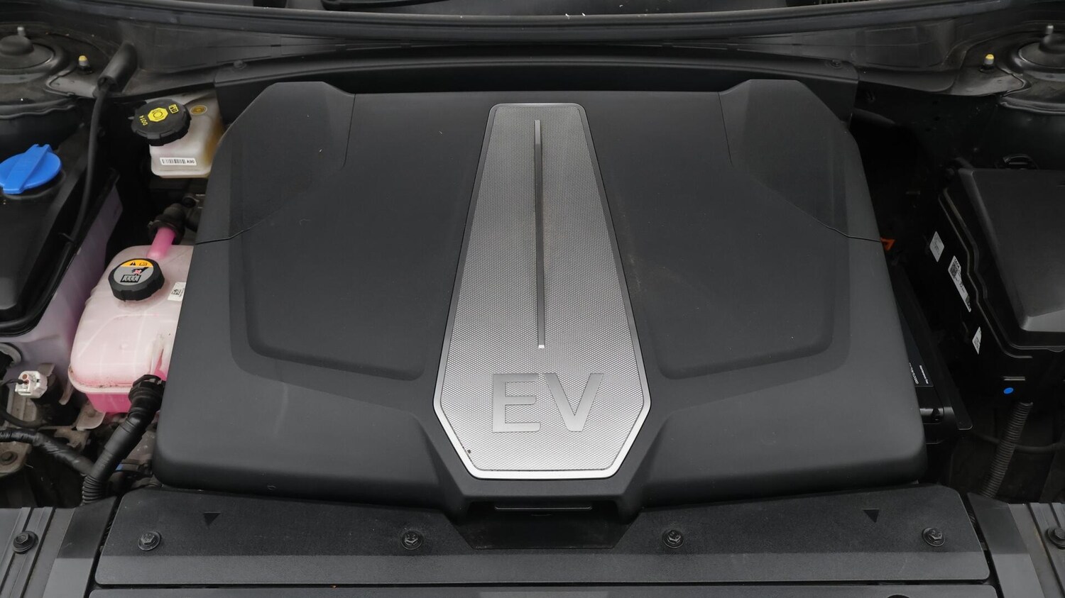 Used Kia EV6 2023 for sale - 76645702: Photo 20