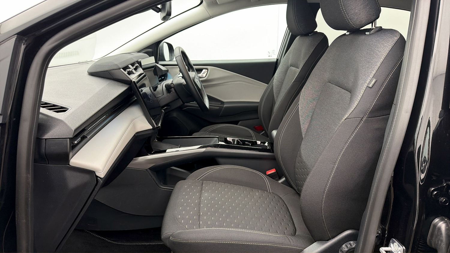 Used Ford Puma 2025 for sale - 78078229: Photo 13