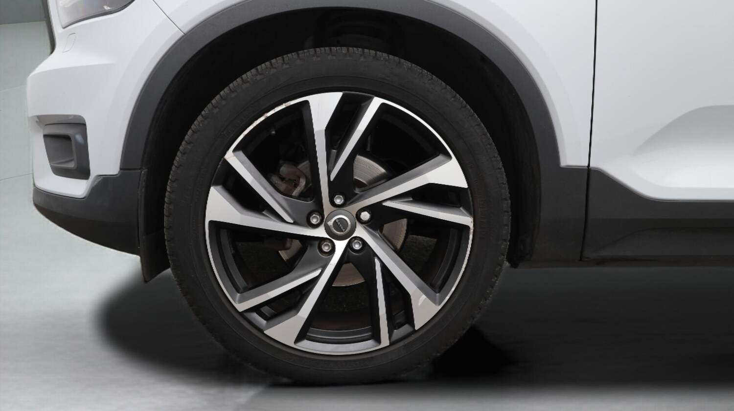 Used Volvo XC40 for sale - 76759687: Photo 19