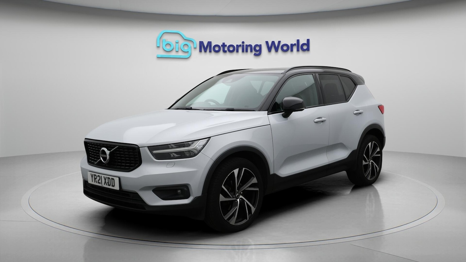 Used Volvo XC40 for sale - 76759687: Photo 4