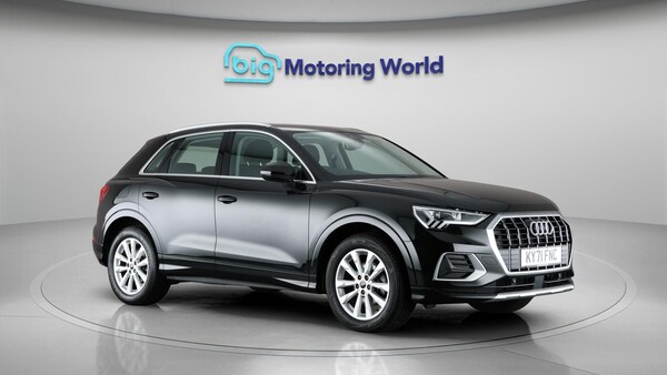 Used Audi Q3 2021 for sale - 76239222: Photo 2