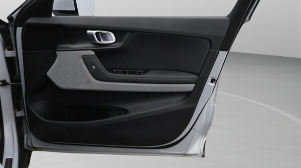 Used Polestar Polestar 2 2022 for sale - 76247384: Photo 16