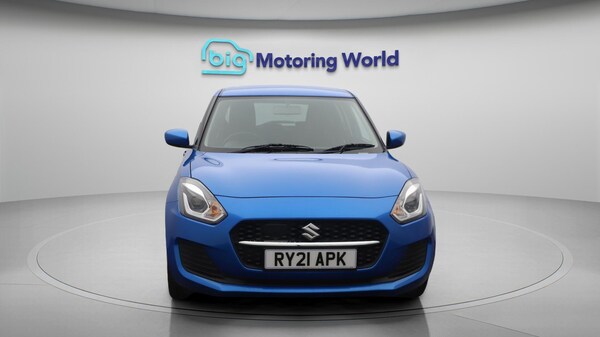 Used Suzuki Swift 2021 for sale - 76201004: Photo 3
