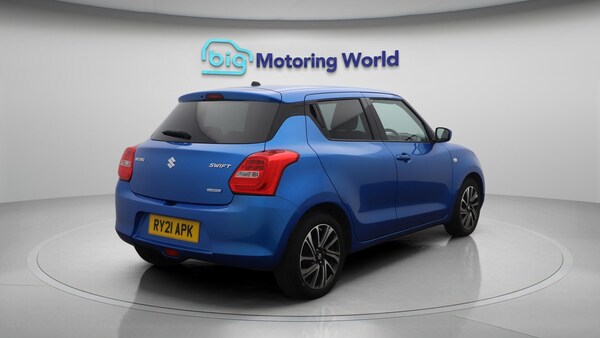 Used Suzuki Swift 2021 for sale - 76201004: Photo 8