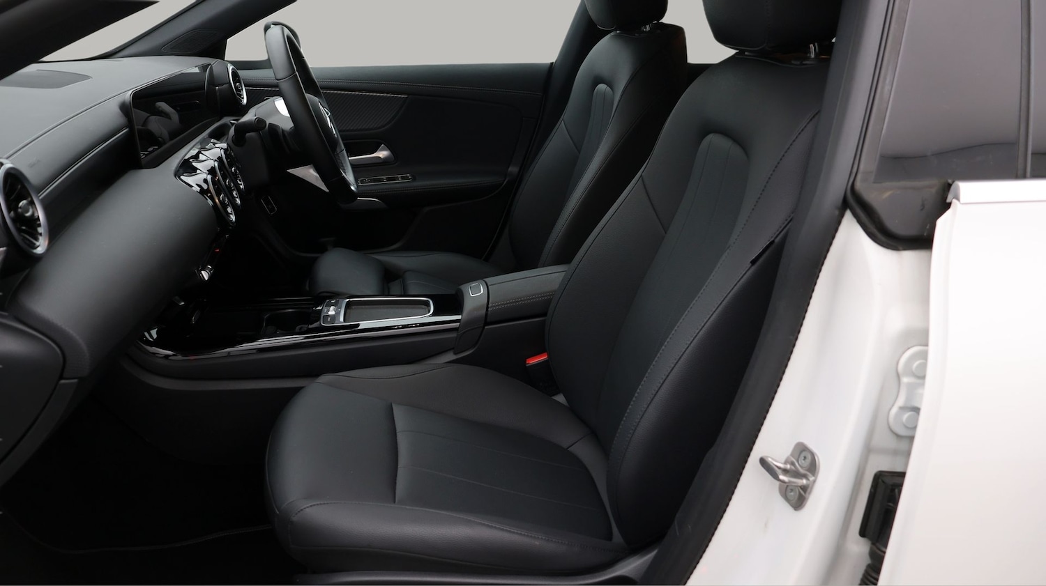 Used Mercedes-Benz CLA 2024 for sale - 77767960: Photo 14