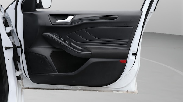 Used Ford Focus 2023 for sale - 76215455: Photo 16
