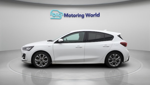 Used Ford Focus 2023 for sale - 76215455: Photo 5