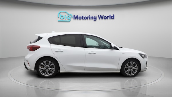 Used Ford Focus 2023 for sale - 76215455: Photo 9