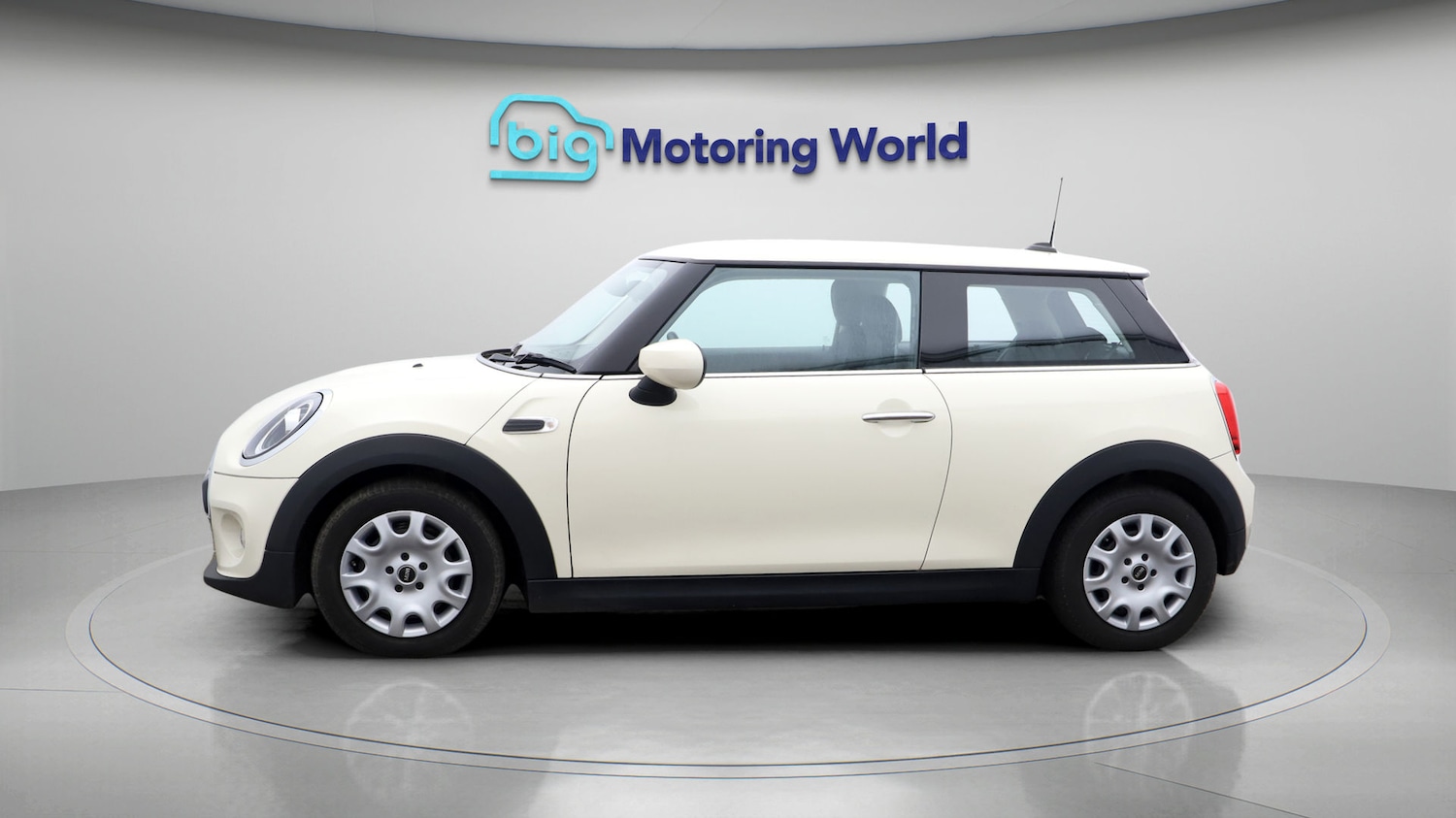Used MINI Hatch 2021 for sale - 77198749: Photo 4