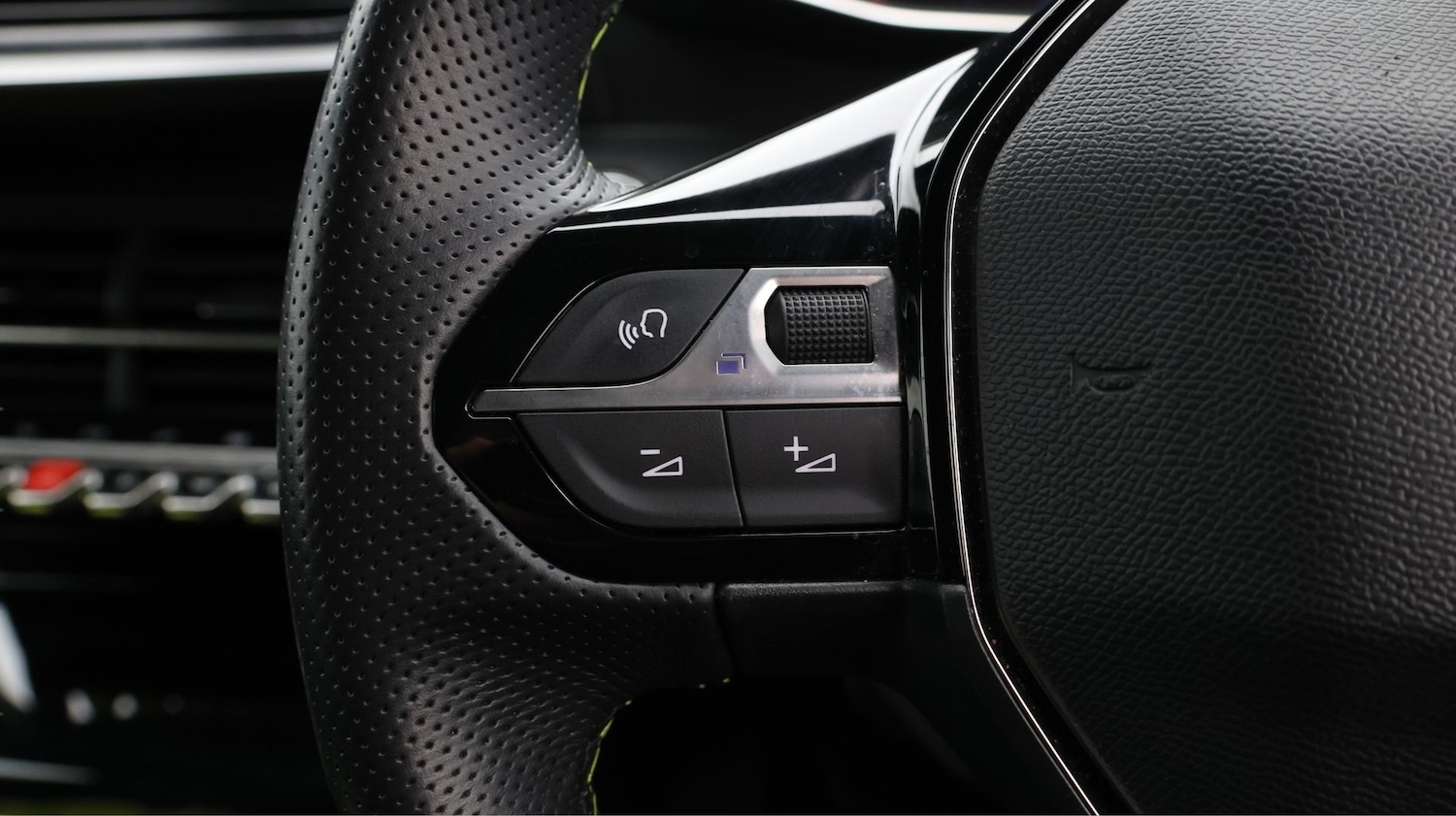 Used Peugeot 208 2022 for sale - 77258447: Photo 21