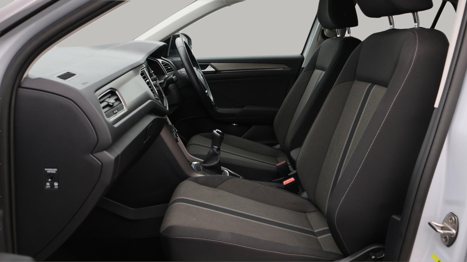 Used Volkswagen T-Roc 2021 for sale - 76735125: Photo 15