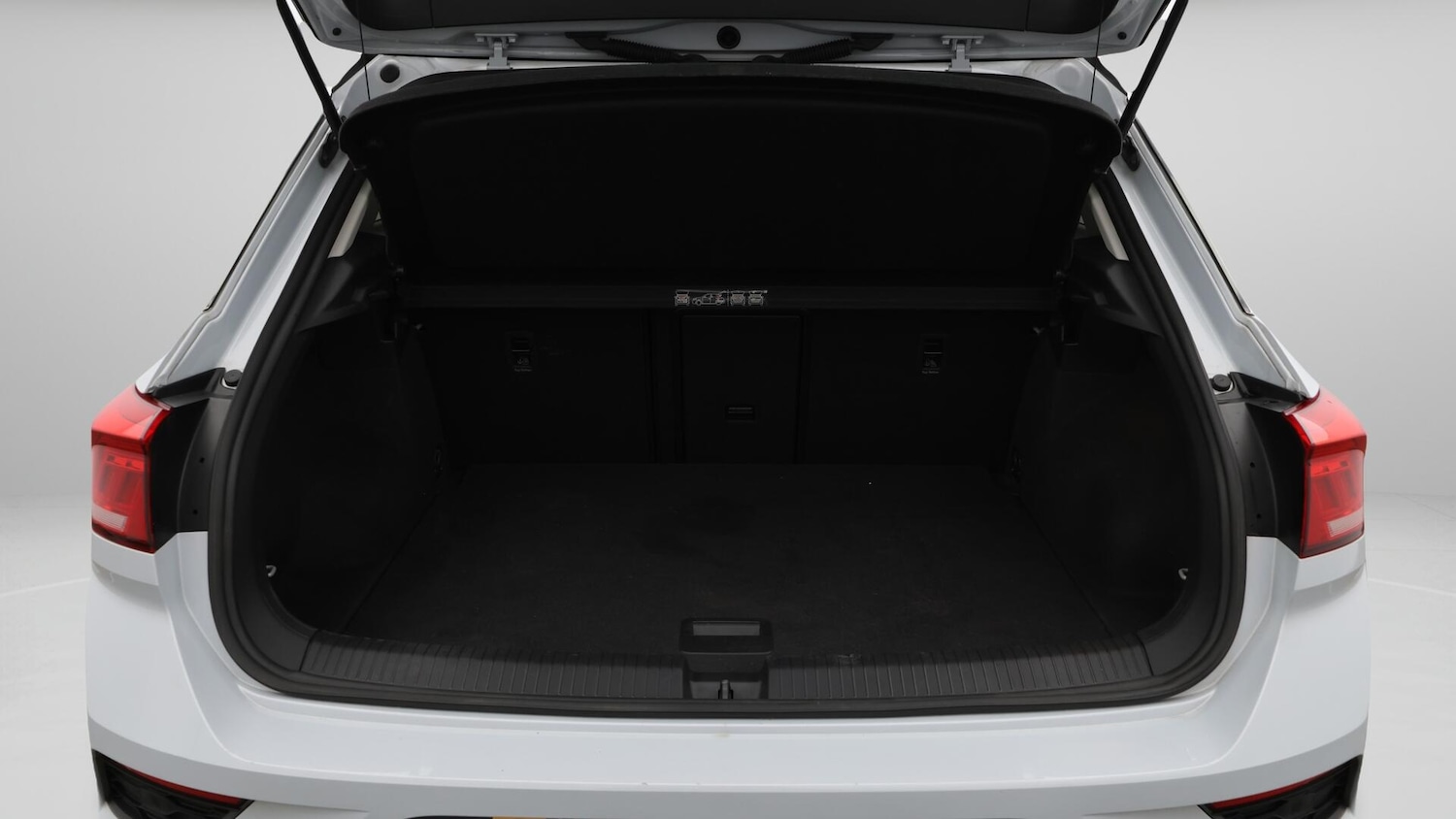 Used Volkswagen T-Roc 2021 for sale - 76735125: Photo 18