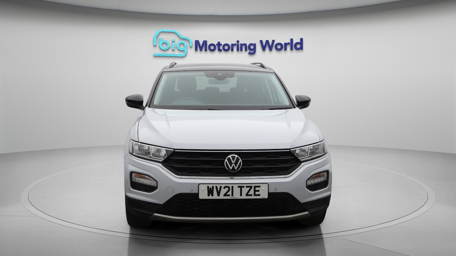 Used Volkswagen T-Roc 2021 for sale - 76735125: Photo 3