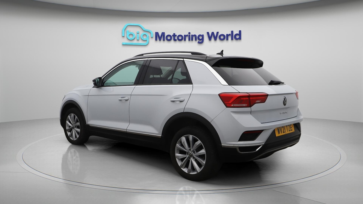 Used Volkswagen T-Roc 2021 for sale - 76735125: Photo 6