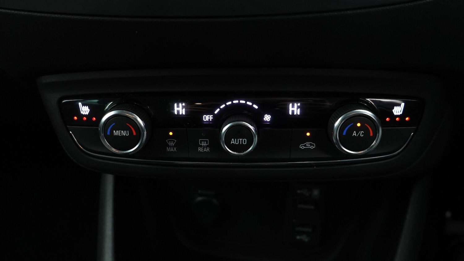 Used Vauxhall Crossland 2022 for sale - 76538377: Photo 13