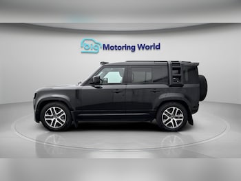 Used Land Rover Defender 110 2023 for sale - 78837234: Photo