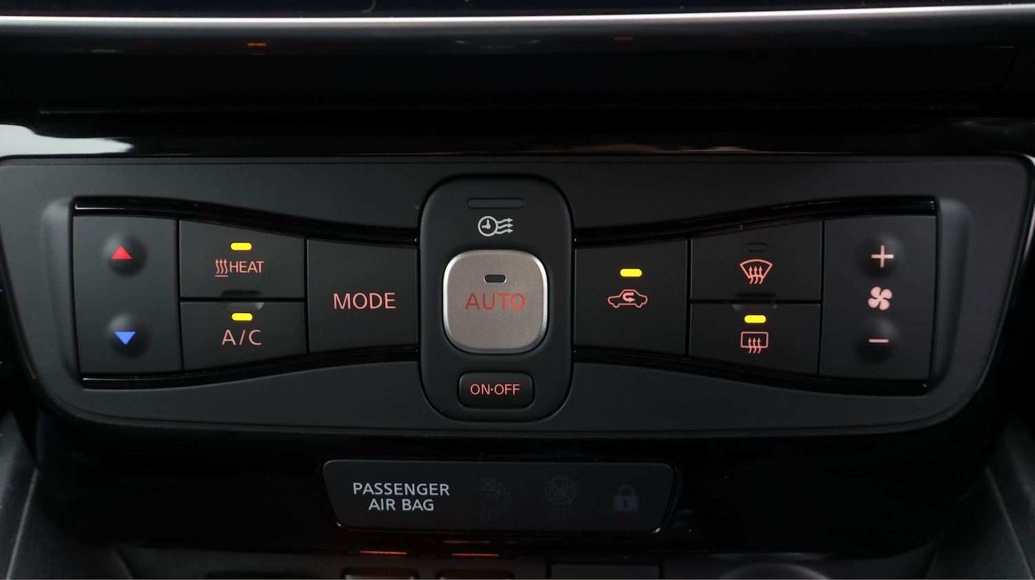 Used Nissan Leaf 2022 for sale - 77181555: Photo 12