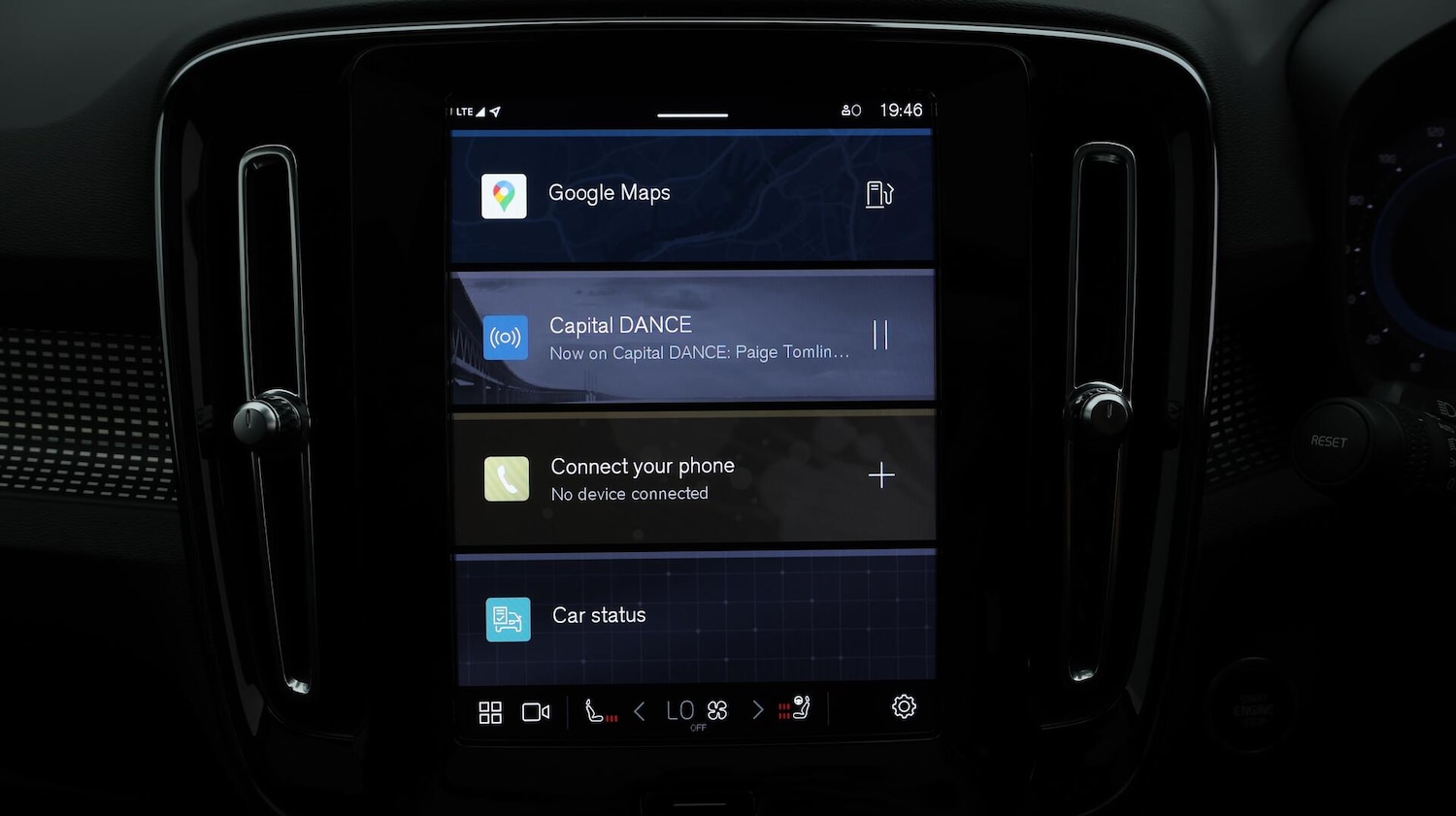 Used Volvo XC40 2022 for sale - 76432864: Photo 12