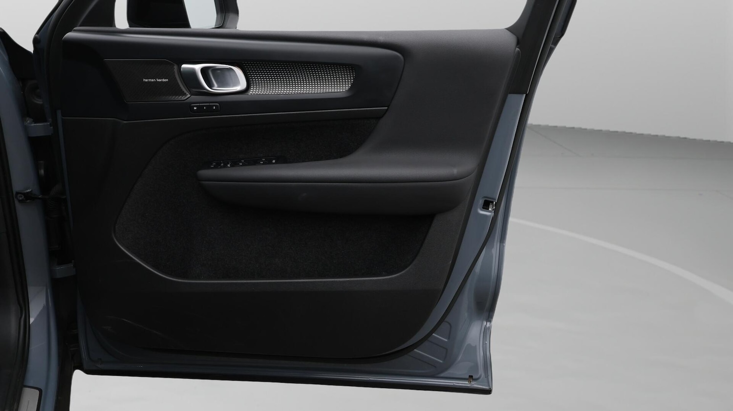 Used Volvo XC40 2022 for sale - 76432864: Photo 16