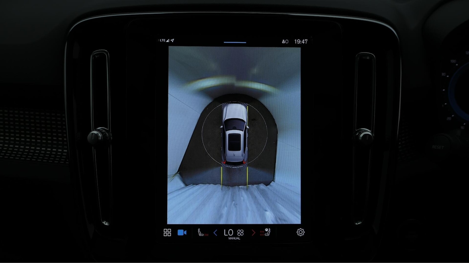 Used Volvo XC40 2022 for sale - 76432864: Photo 26