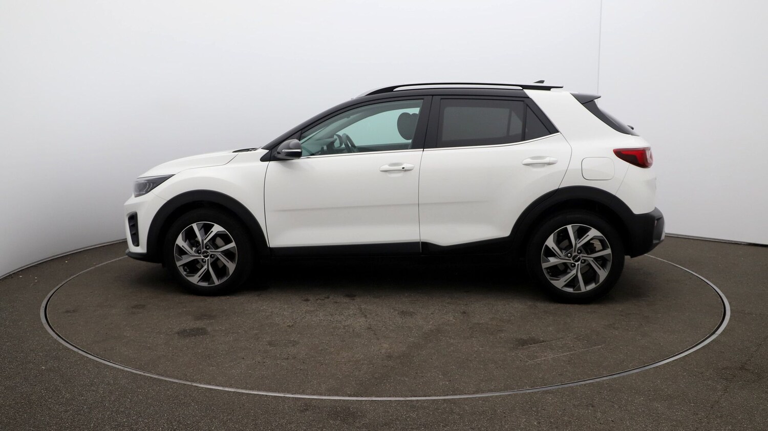 Used Kia Stonic for sale - 76811123: Photo 57