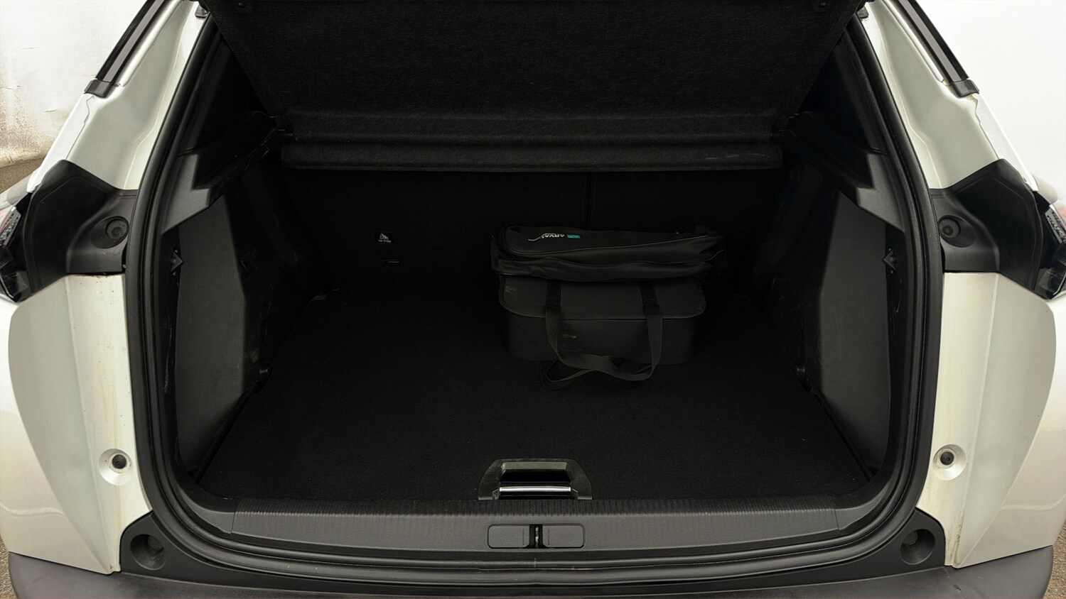 Used Peugeot E-2008 for sale - 78106575: Photo 16