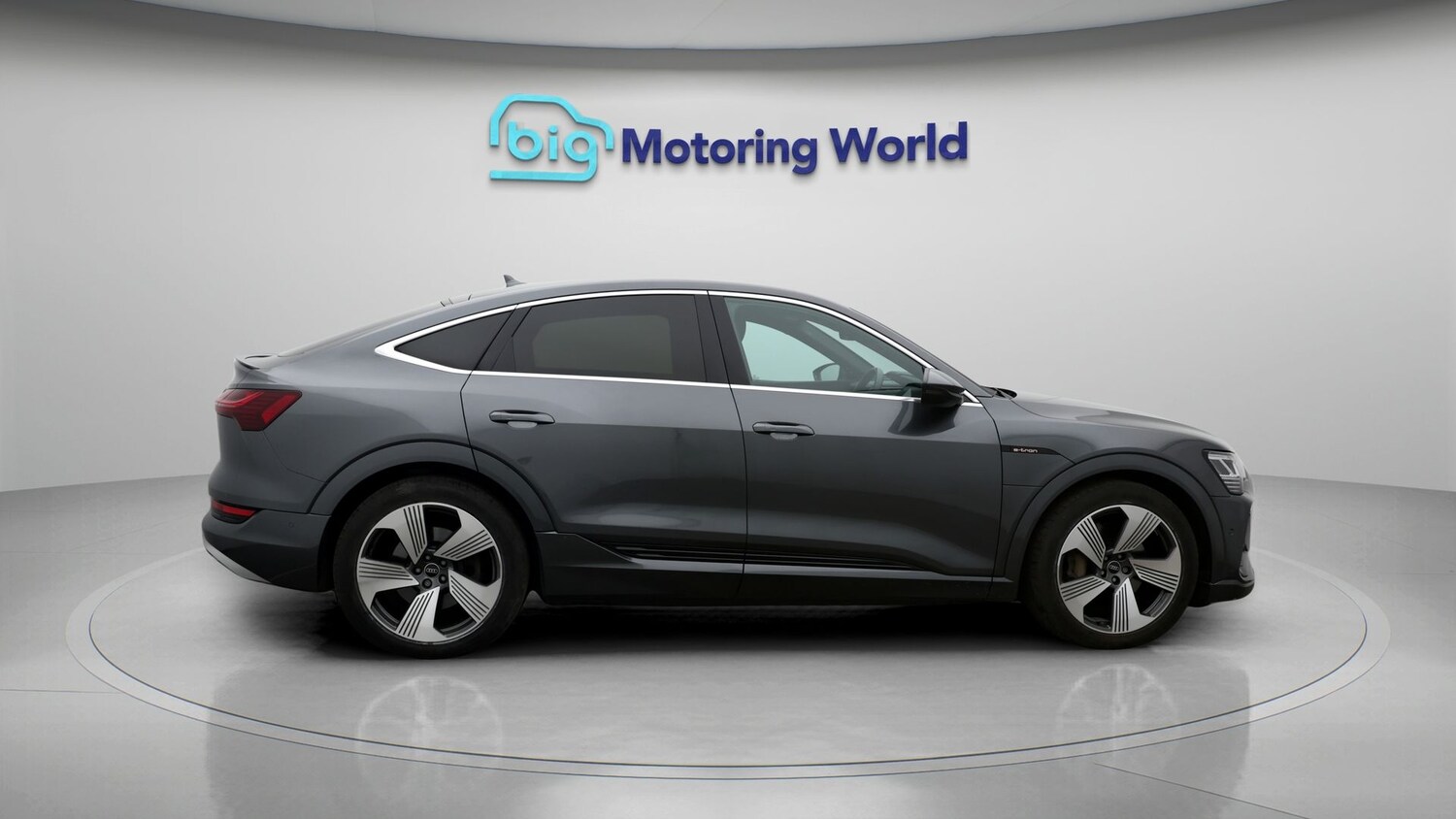 Used Audi e-tron 2023 for sale - 77501952: Photo 8