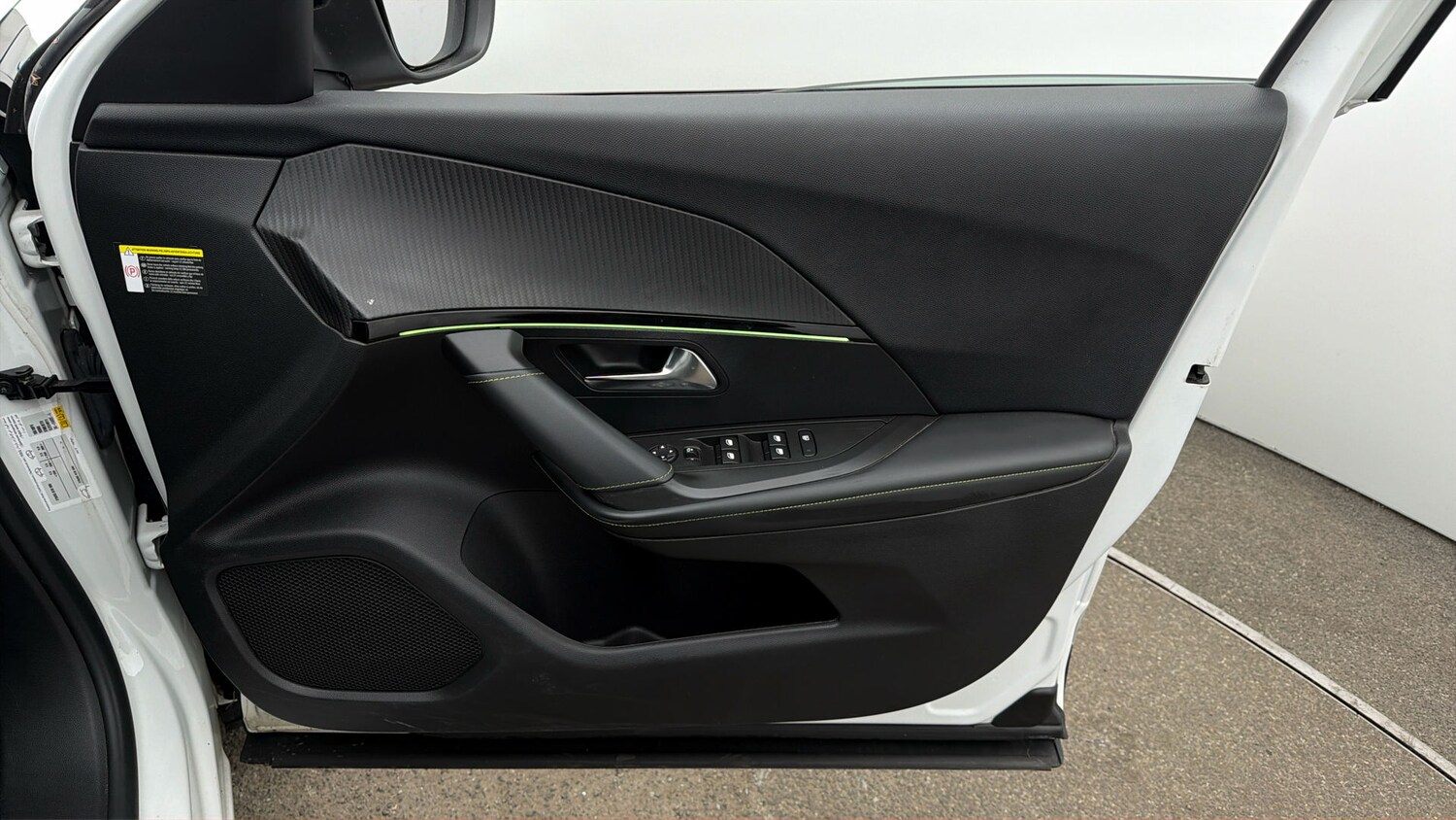 Used Peugeot E-2008 for sale - 78027556: Photo 14