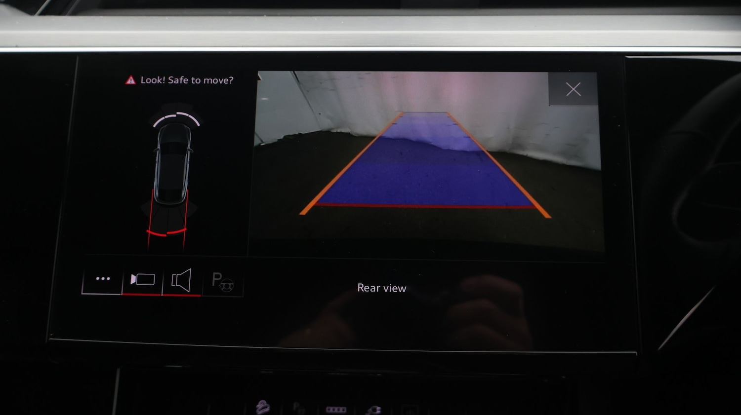 Used Audi e-tron 2022 for sale - 77610210: Photo 27