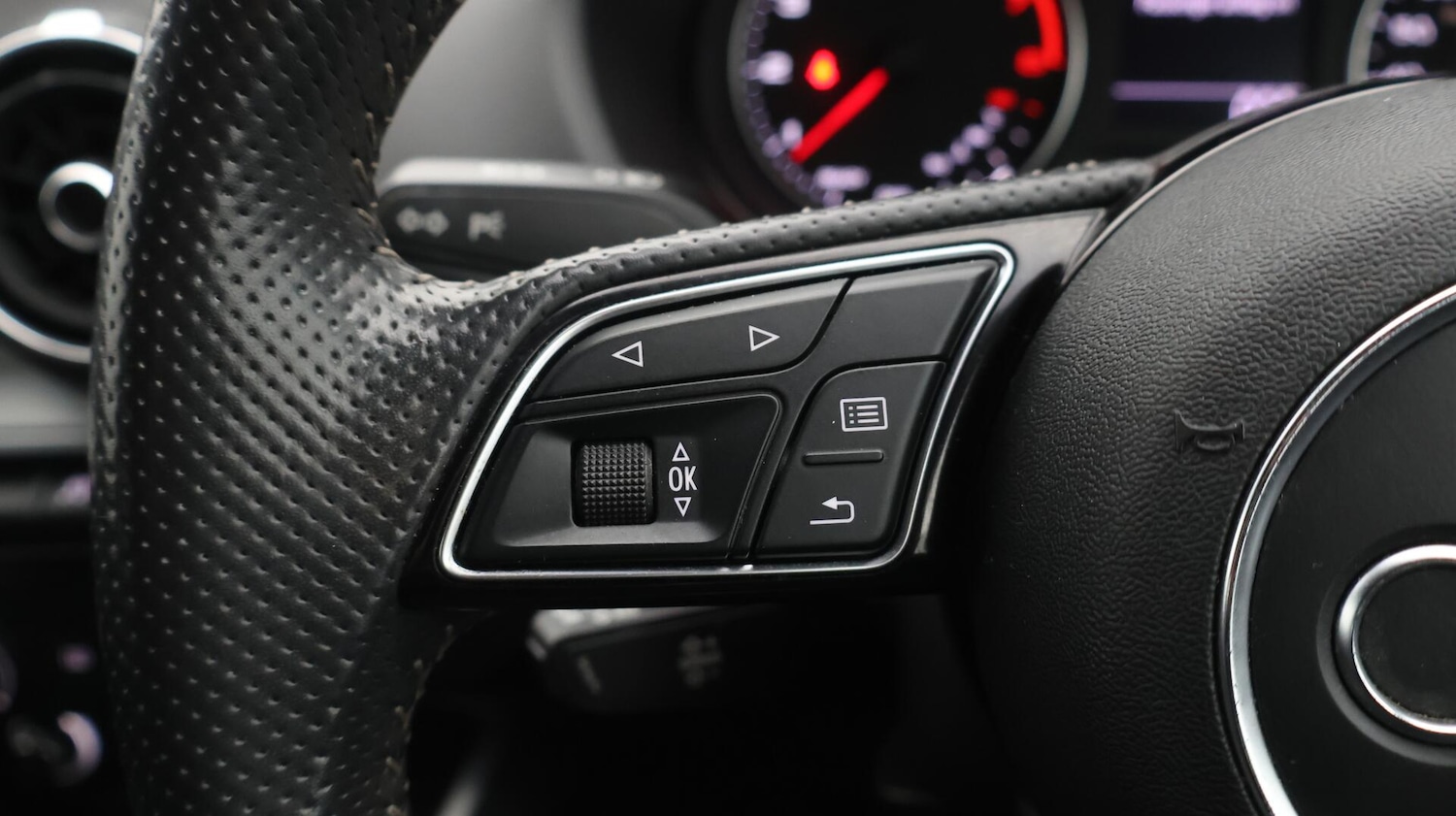 Used Audi Q2 2018 for sale - 76759619: Photo 25