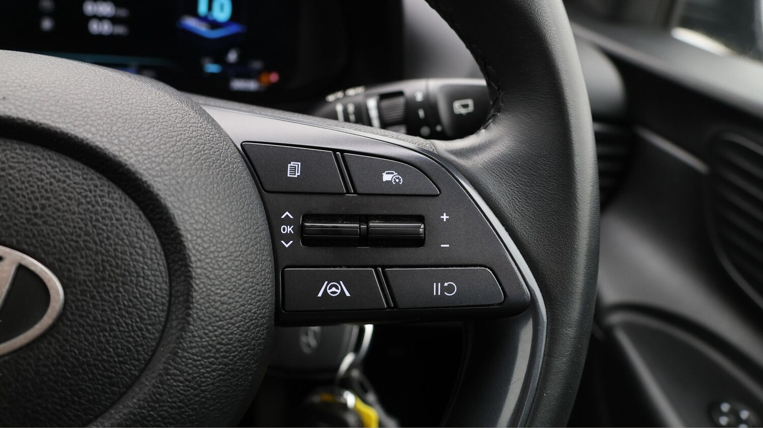 Used Hyundai i20 2023 for sale - 77296934: Photo 23