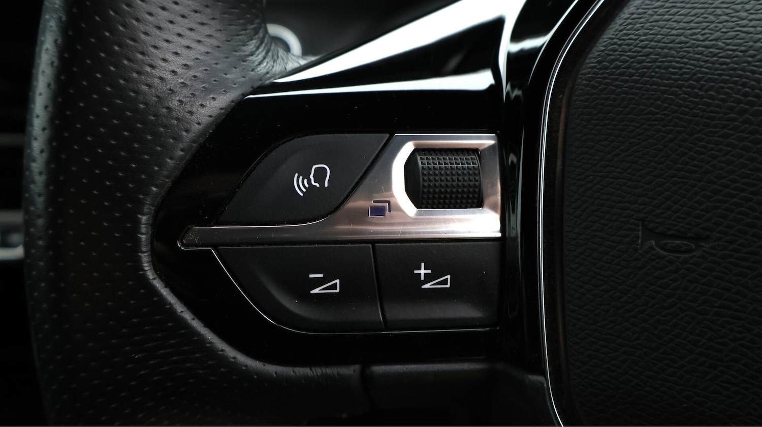 Used Peugeot 208 2023 for sale - 76370339: Photo 23