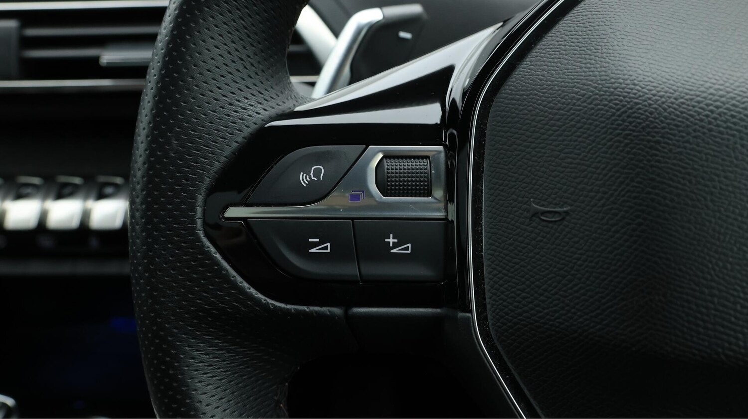 Used Peugeot 3008 2020 for sale - 76026749: Photo 27