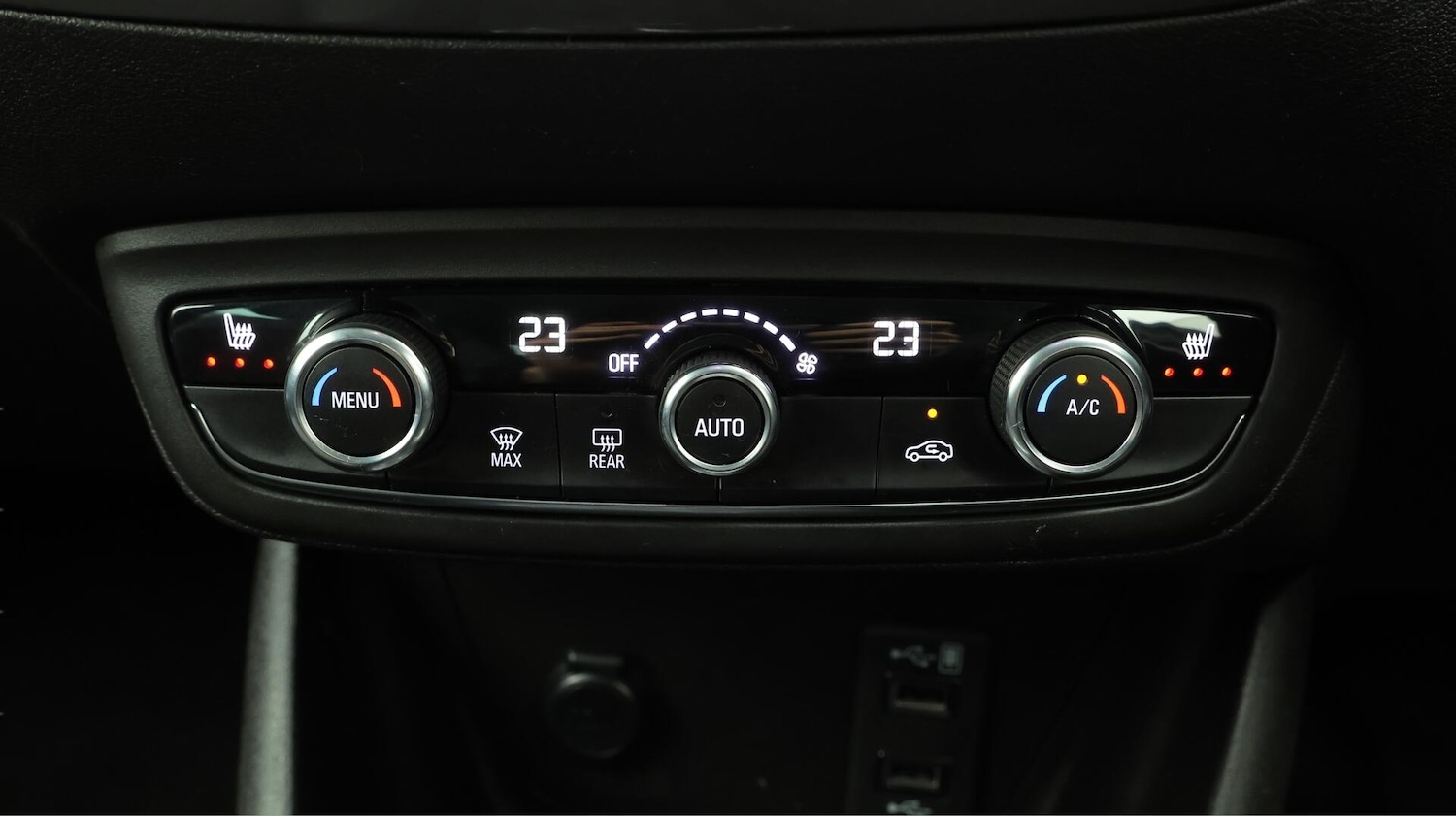 Used Vauxhall Crossland 2022 for sale - 76644702: Photo 13