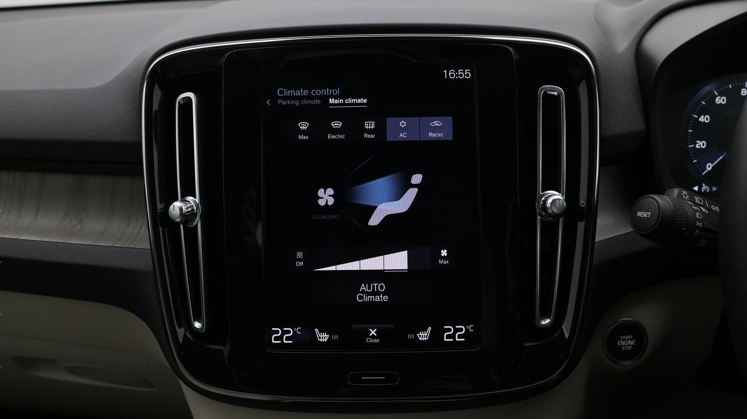 Used Volvo XC40 2021 for sale - 77542578: Photo 12