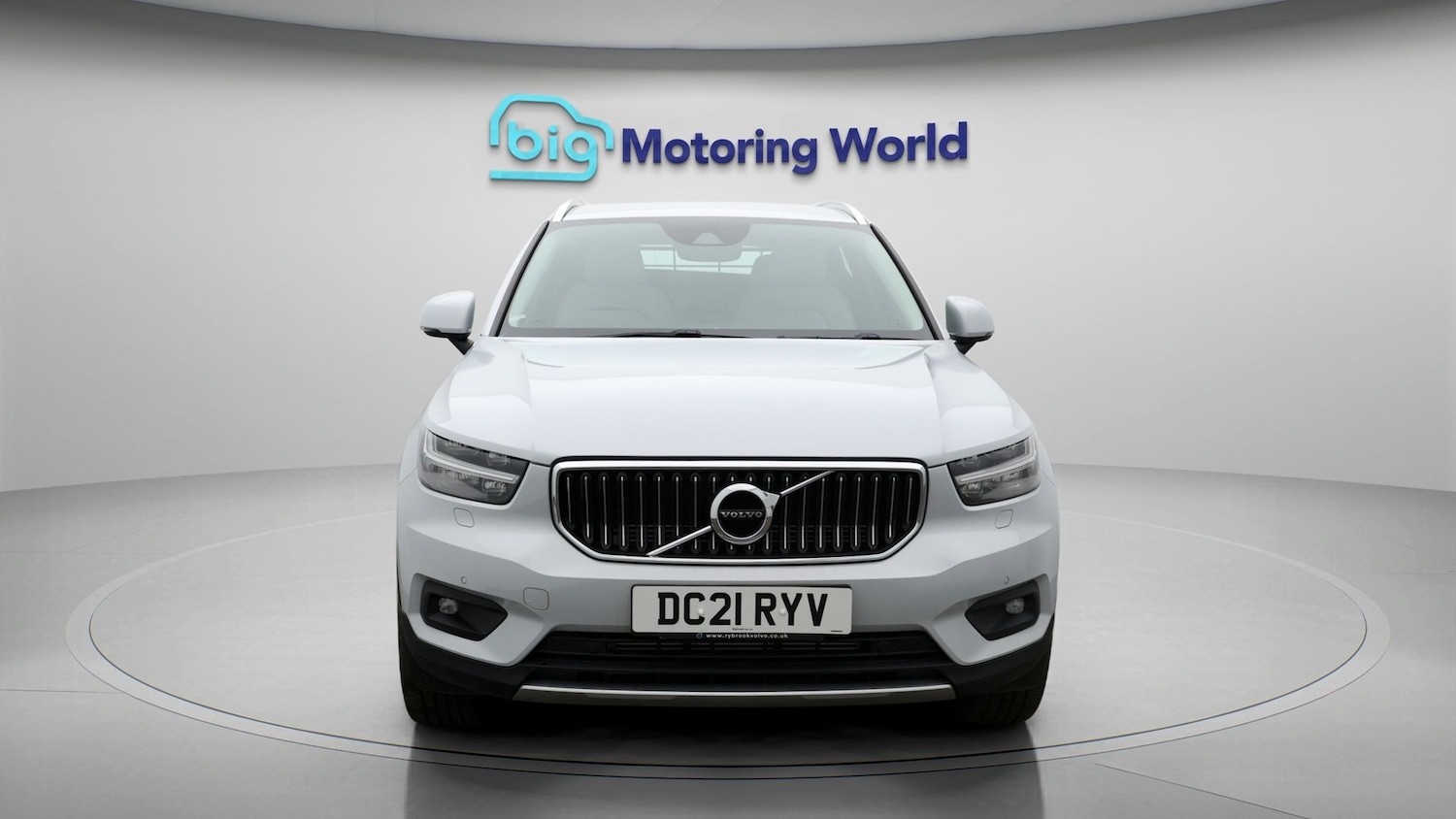 Used Volvo XC40 2021 for sale - 77542578: Photo 2