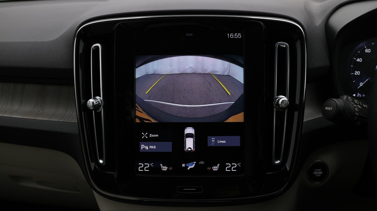 Used Volvo XC40 2021 for sale - 77542578: Photo 25