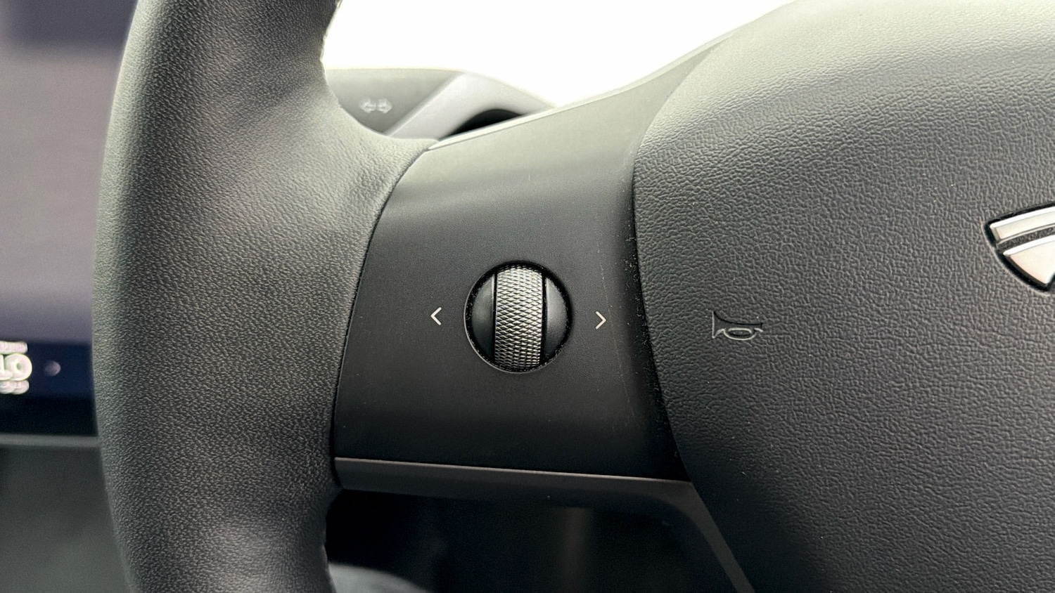 Used Tesla Model 3 2022 for sale - 78209870: Photo 23