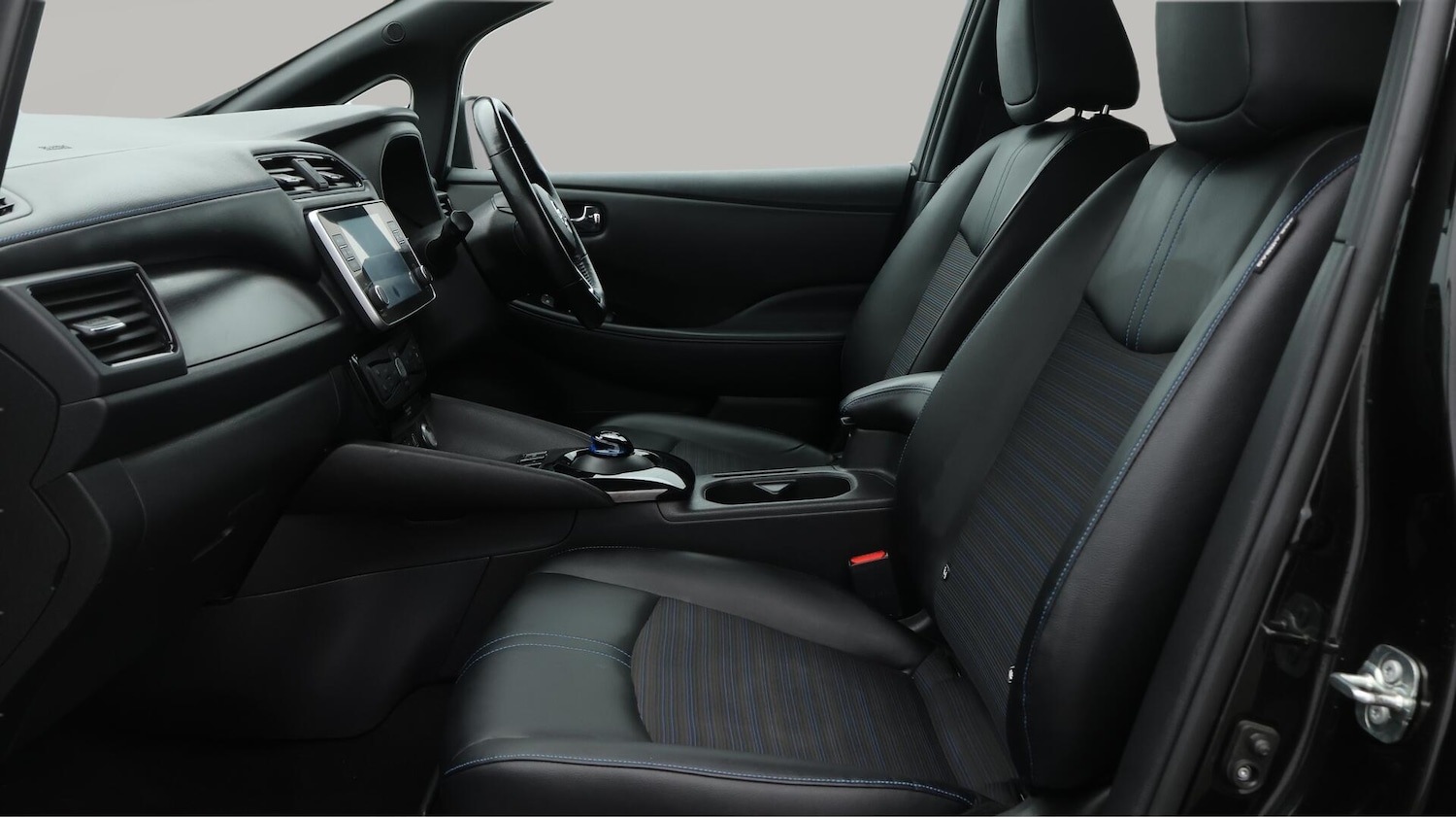 Used Nissan Leaf 2020 for sale - 76550017: Photo 15